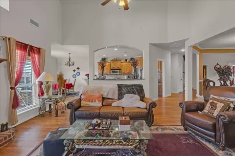Living - 16506 E 49th Pl, Tulsa, OK 74134 photo 2 of 3