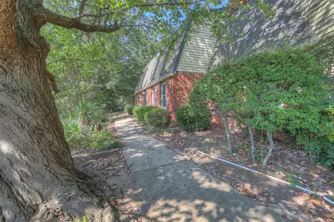 Exterior - 4509 E 79th St, Tulsa, OK 74136 photo 2 of 6