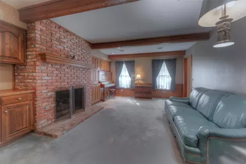 Living - 4509 E 79th St, Tulsa, OK 74136 photo 2 of 3