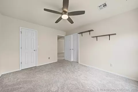 Bedroom - 9432 E 77th St, Tulsa, OK 74133 photo 4 of 7