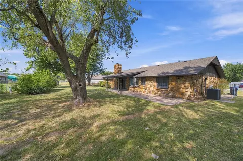 Exterior - 20938 E 35th Pl S, Broken Arrow, OK 74014 photo 6 of 6