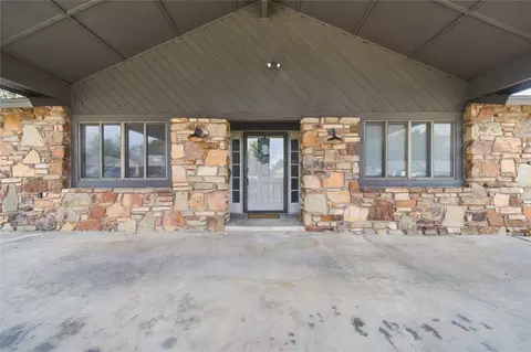 Exterior - 20938 E 35th Pl S, Broken Arrow, OK 74014 photo 3 of 6