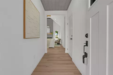 Entry Way - 620 E Seminole Pl, Tulsa, OK 74106 photo 1 of 5
