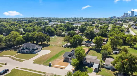 View/Area - 620 E Seminole Pl, Tulsa, OK 74106 photo 2 of 6