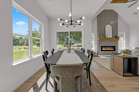 Dining - 620 E Seminole Pl, Tulsa, OK 74106 photo 3 of 3