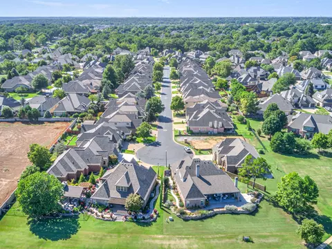 View/Area - 9538 E 109th St, Tulsa, OK 74133 photo 6 of 6