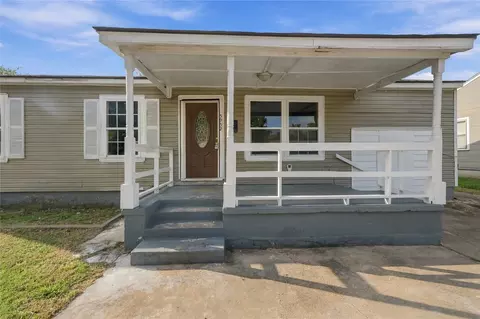 Exterior - 5952 E Marshall Pl, Tulsa, OK 74115 photo 2 of 3