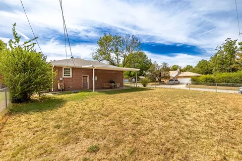 Exterior - 7803 E 4th St, Tulsa, OK 74112 photo 10 of 10