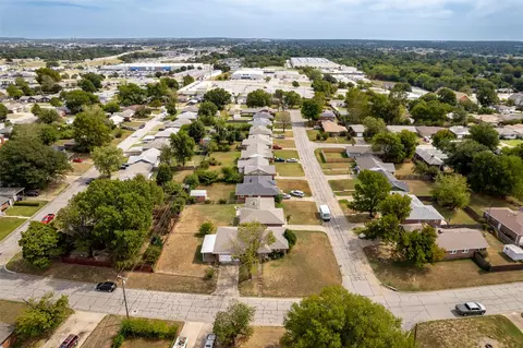 View/Area - 7803 E 4th St, Tulsa, OK 74112 photo 7 of 7