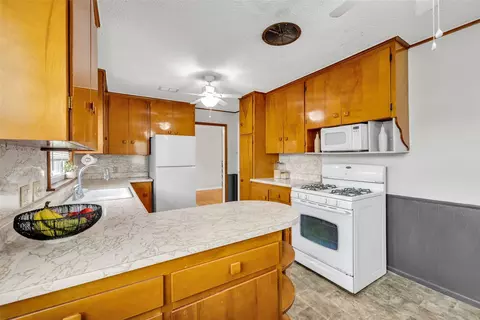 Kitchen - 7803 E 4th St, Tulsa, OK 74112 photo 5 of 5