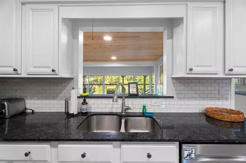 Kitchen - 364 Morrow Dr, Eucha, OK 74342 photo 2 of 4