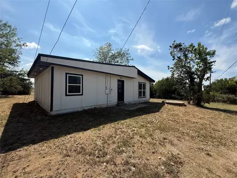 Exterior - 8900 E Main, Drumright, OK 74030 photo 3 of 4