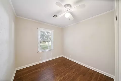 330 E 46th St, Tulsa, OK 74105 photo 8
