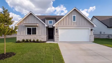 211 Washington St, Kellyville, OK 74039