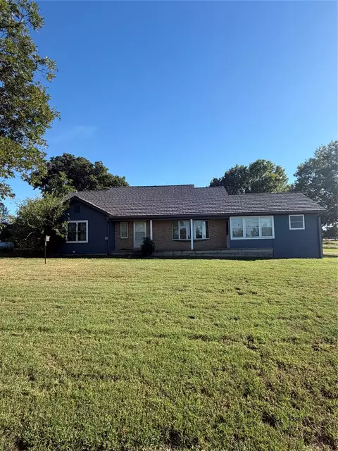 9808 E 146th St N, Collinsville, OK 74021