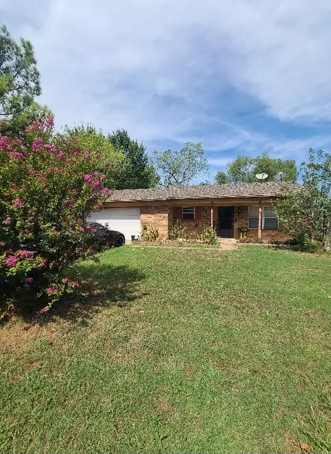 319 Donna St, Sapulpa, OK 74066