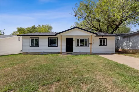 2332 S Poplar St, Sapulpa, OK 74066
