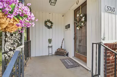 Exterior - 5763 E 24th St, Tulsa, OK 74114 photo 6 of 14