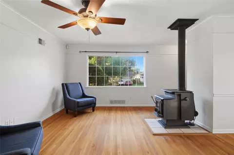 Living - 5763 E 24th St, Tulsa, OK 74114 photo 2 of 11