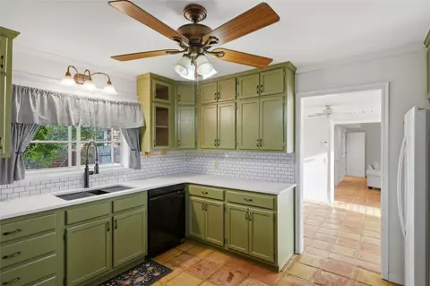 Kitchen - 5763 E 24th St, Tulsa, OK 74114 photo 3 of 5