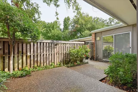Exterior - 2112 E 59th Street B6, Tulsa, OK 74105 photo 8 of 18