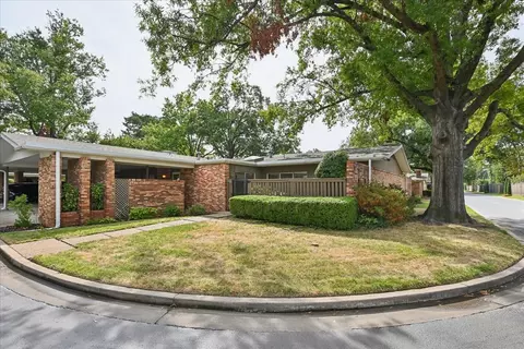 Exterior - 2112 E 59th Street B6, Tulsa, OK 74105 photo 2 of 18