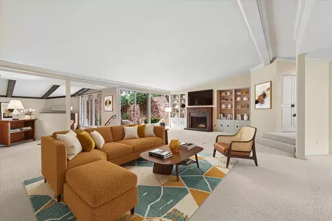 Living - 2112 E 59th Street B6, Tulsa, OK 74105 photo 3 of 12