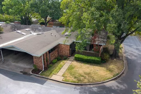 View/Area - 2112 E 59th Street B6, Tulsa, OK 74105 photo 1 of 7