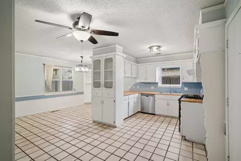 Other - 903 Holmes, Cushing, OK 74023 photo 2 of 11
