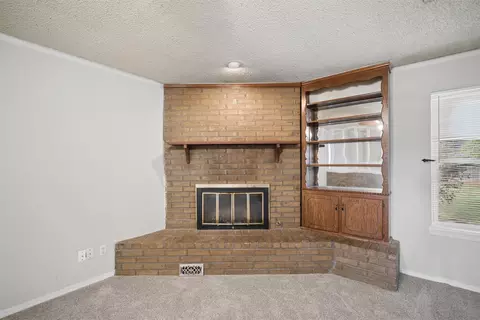 Living - 903 Holmes, Cushing, OK 74023 photo 5 of 5
