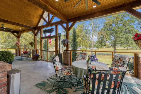 Exterior - 414453 E 1074, Checotah, OK 74426 photo 6 of 10