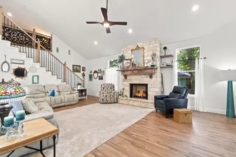 Living - 414453 E 1074, Checotah, OK 74426 photo 1 of 3