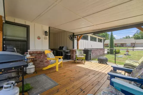 Exterior - 414453 E 1074, Checotah, OK 74426 photo 9 of 10