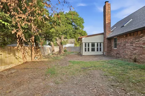 Exterior - 9634 E 26th Pl, Tulsa, OK 74129 photo 7 of 7