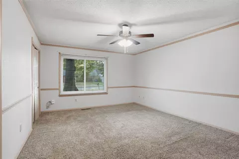 Living - 9634 E 26th Pl, Tulsa, OK 74129 photo 10 of 10