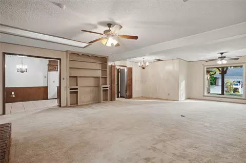 Living - 9634 E 26th Pl, Tulsa, OK 74129 photo 9 of 10