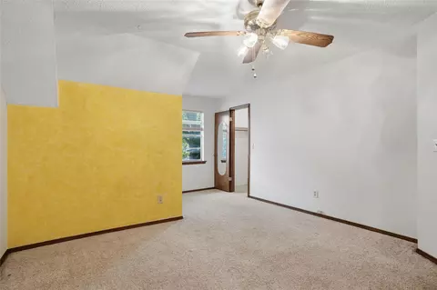 Bedroom - 9634 E 26th Pl, Tulsa, OK 74129 photo 9 of 15