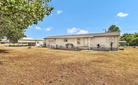 512 N Rockwell Ave, Newcastle, OK 73065