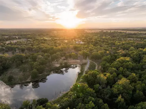 View/Area - 602 Lazy J Ln, Colbert, OK 74733 photo 8 of 14