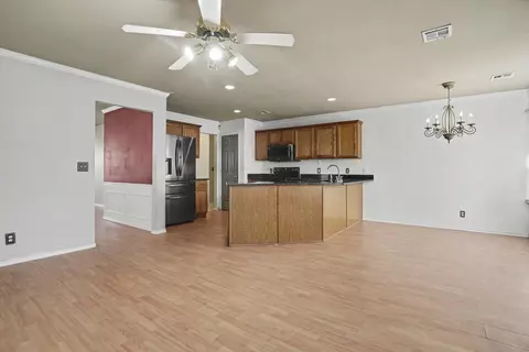 Living - 8810 E 95th St, Tulsa, OK 74133 photo 6 of 6