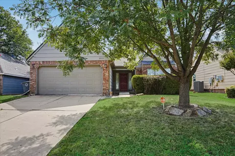 Exterior - 8810 E 95th St, Tulsa, OK 74133 photo 2 of 3