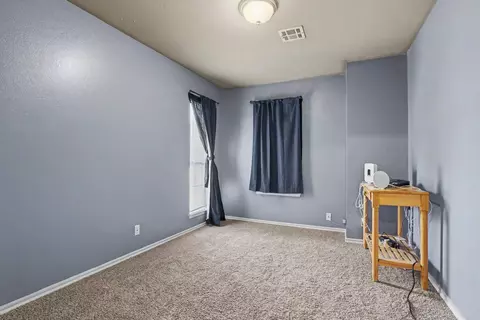 Bedroom - 8810 E 95th St, Tulsa, OK 74133 photo 4 of 4