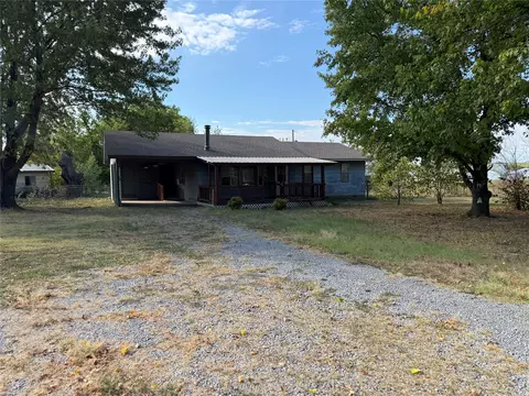 105 Leaning Tree Rd, Fort Gibson, OK 74434
