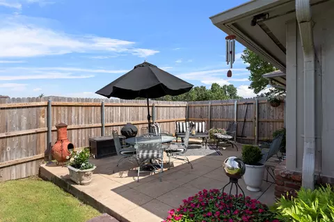 Exterior - 7333 E 63rd St, Tulsa, OK 74133 photo 6 of 11