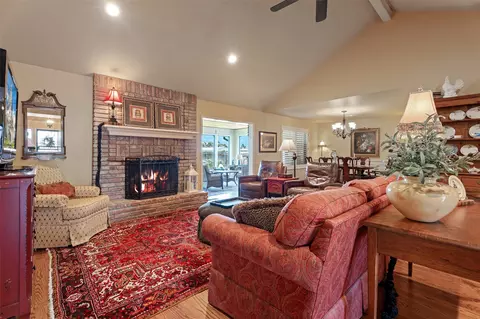 Living - 7333 E 63rd St, Tulsa, OK 74133 photo 3 of 4