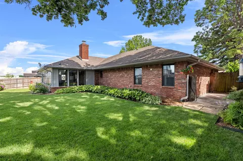 Exterior - 7333 E 63rd St, Tulsa, OK 74133 photo 4 of 11
