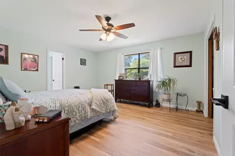 Bedroom - 1014 S Sycamore Dr, Grove, OK 74344 photo 1 of 3