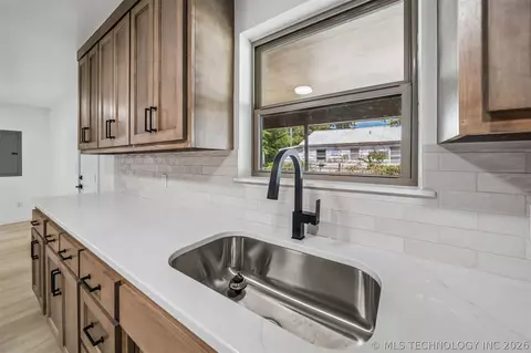 Kitchen - 800 W 6th, Ada, OK 74820 photo 1 of 3