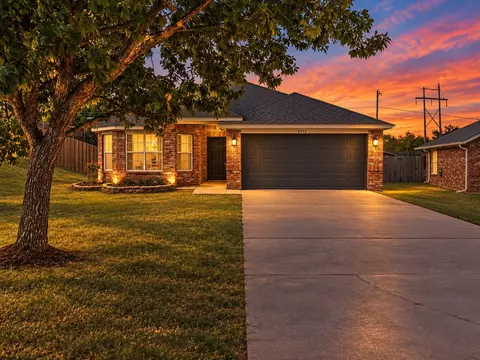 4913 Rock Creek Rd, Ardmore, OK 73401