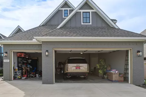 Exterior - 7121 E Queens St, Broken Arrow, OK 74014 photo 7 of 7